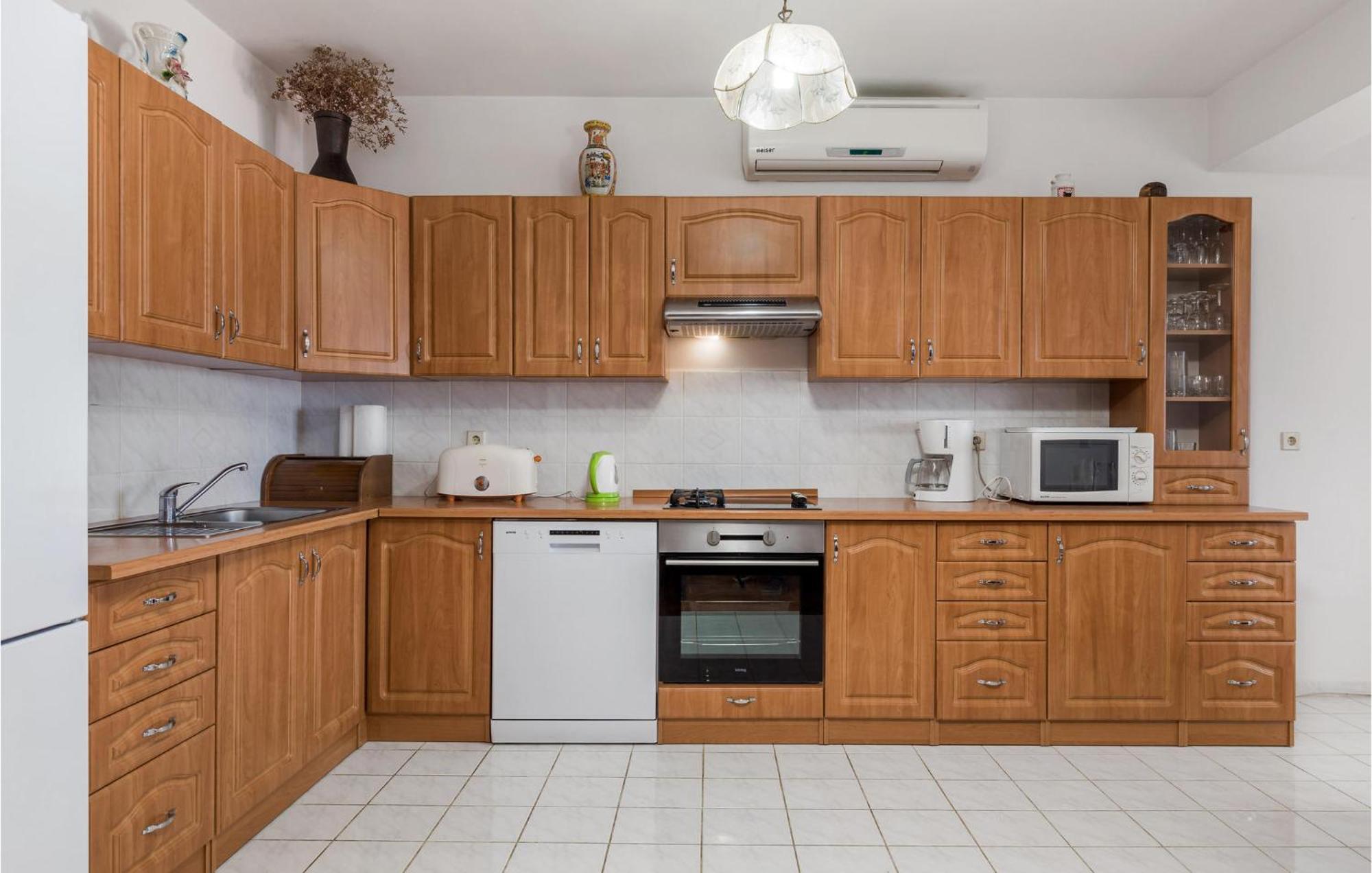 Nice Apartment In Sv,Juraj With Kitchen Sveti Juraj Ngoại thất bức ảnh